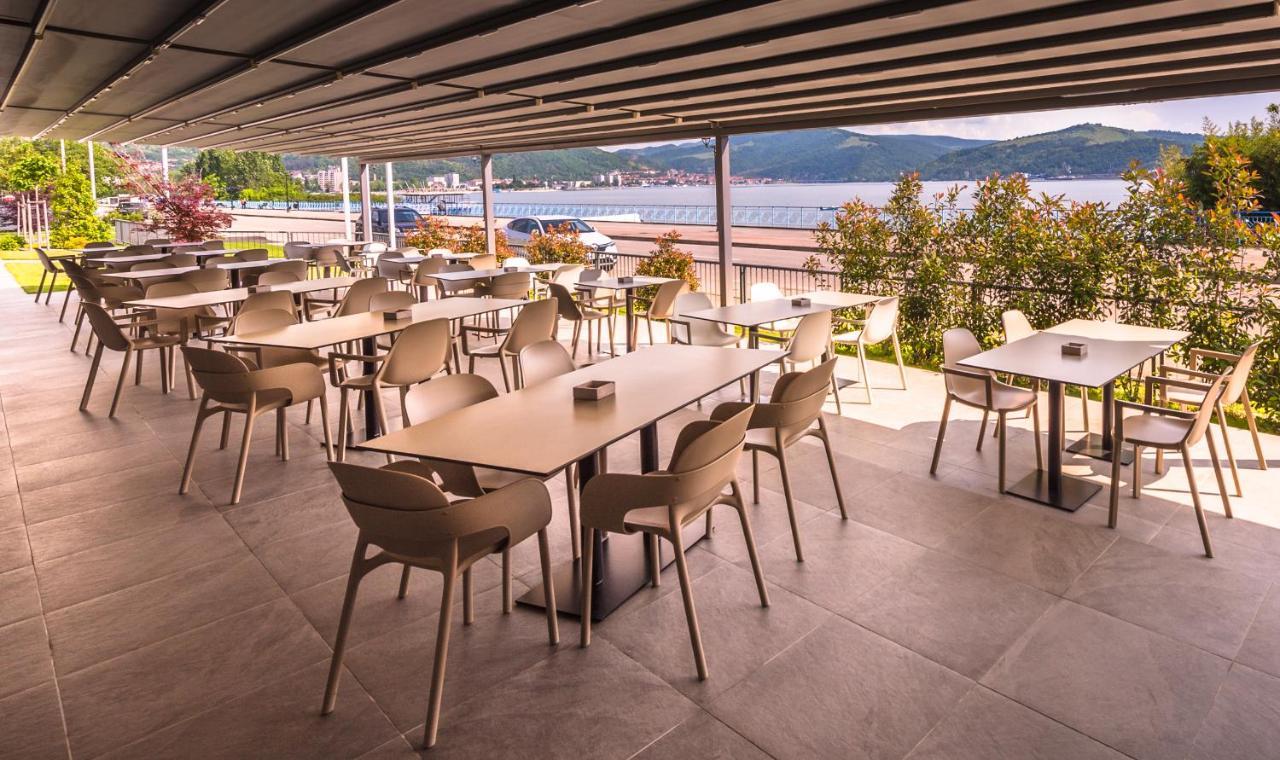 Hotel Arka Orşova Buitenkant foto