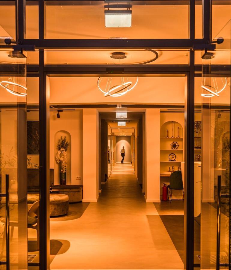 Hotel Arka Orşova Buitenkant foto